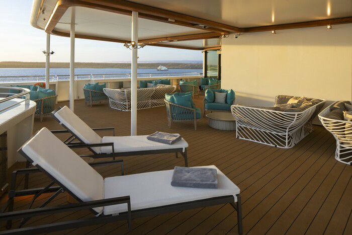 Sunset Lounge